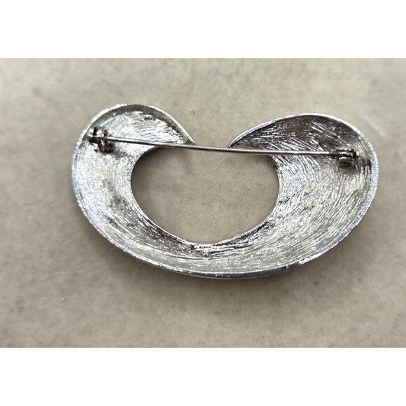 Silvertone Abstract Swirl Brooch - Vintage - Picture 2 of 2